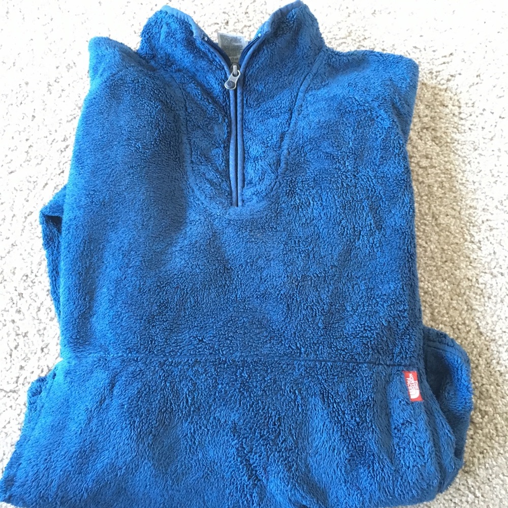 Fuzzy north face jacket